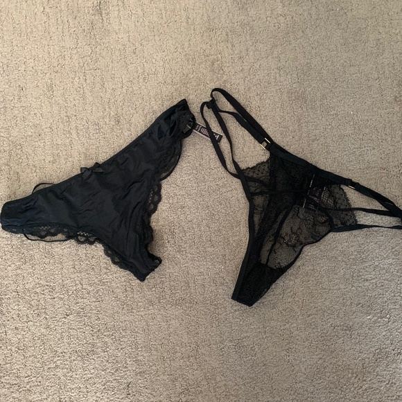 COPY - Victoria’s Secret NWOT Black Thong Panties - Picture 1 of 3
